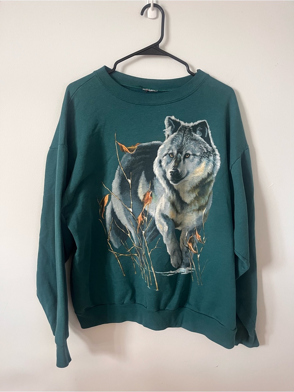 Vintage Green Wolf Graphic Crewneck Sweater - Men large